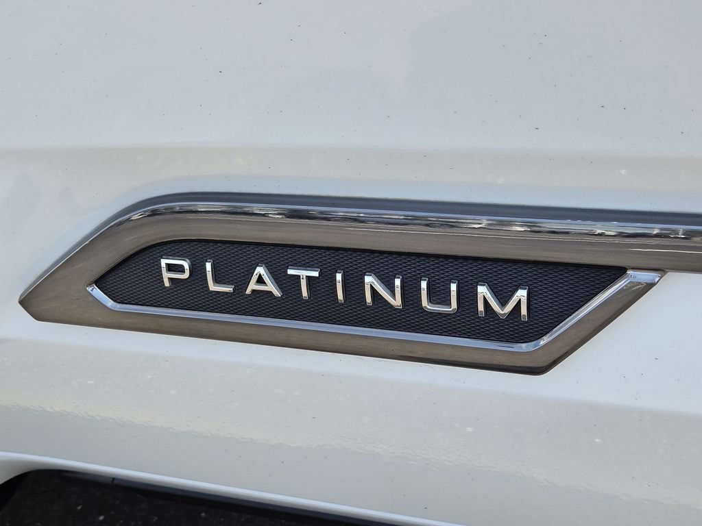 Used 2025 Toyota Tundra Platinum AWD/4WD image 48
