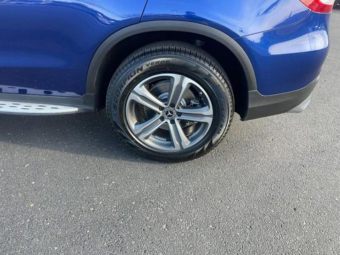 Used 2018 Mercedes-Benz GLC 300 4MATIC image 5