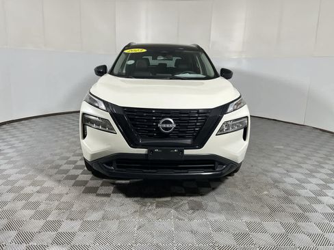 Used 2023 Nissan Rogue SV w/ SV Premium B Package AWD/4WD image 3