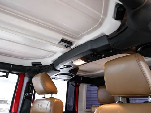 Used 2012 Jeep Wrangler Unlimited Sahara w/ Connectivity Group image 30