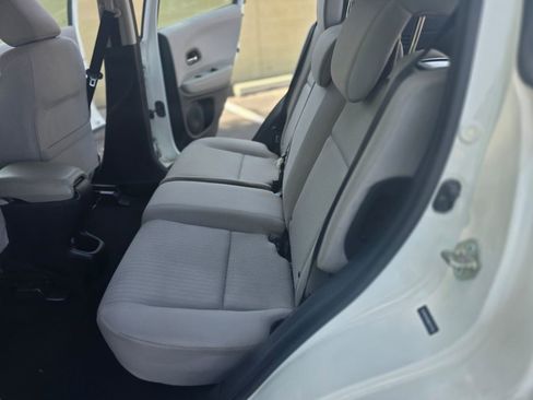 Used 2016 Honda HR-V LX image 23