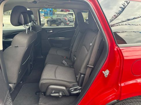 Used 2019 Dodge Journey SE w/ Premium Group FWD image 24