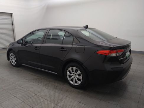 Used 2021 Toyota Corolla LE FWD image 5