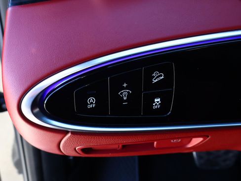 Used 2023 Genesis GV70 2.5T w/ Sport Prestige Package image 24