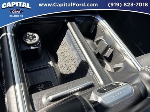 Certified 2025 Ford Expedition Platinum w/ Stealth Appearance Package AWD/4WD image 33
