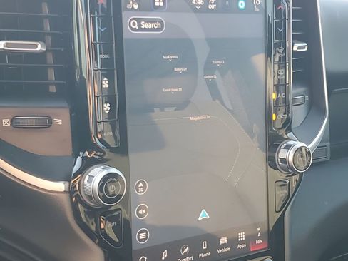 Used 2025 RAM 1500 Big Horn image 31