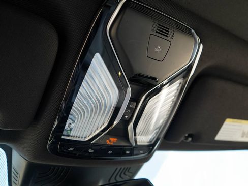 Used 2019 BMW 750i w/ Executive Package RWD image 12