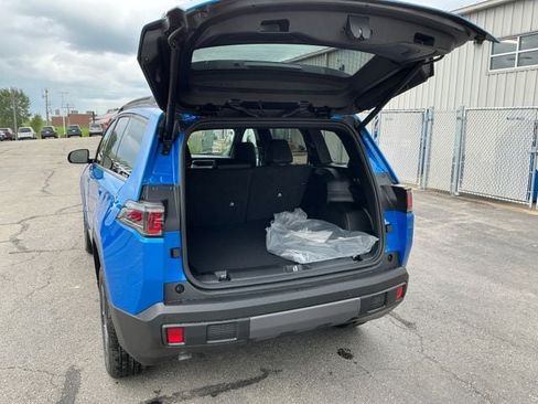 New 2026 Jeep Cherokee Limited AWD/4WD image 12