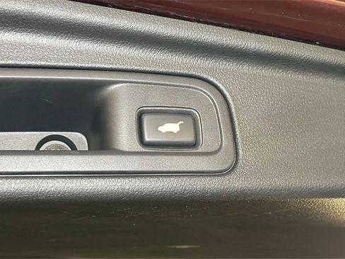 Used 2017 Honda Pilot Elite image 16