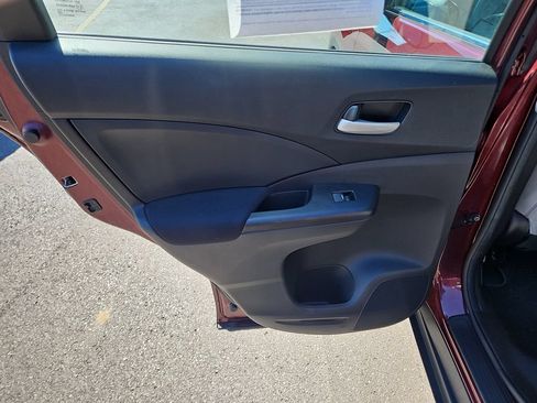 Used 2015 Honda CR-V LX image 16