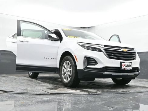 Used 2024 Chevrolet Equinox LT image 66