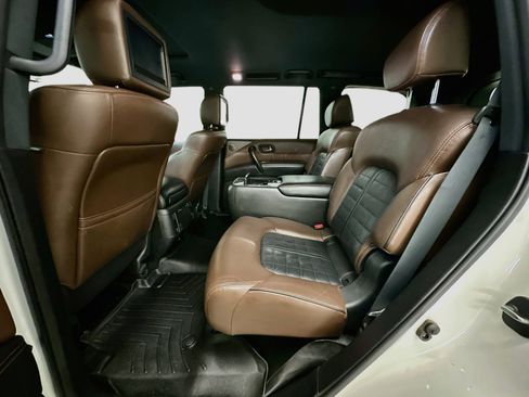 Used 2020 Nissan Armada Platinum w/ Platinum Reserve Package AWD/4WD image 30