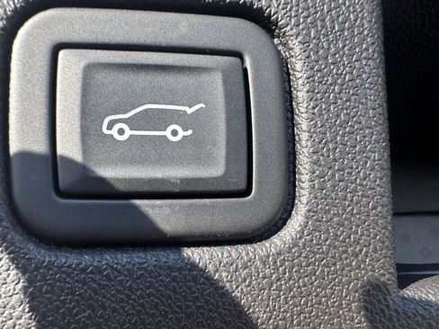 Used 2024 Chevrolet Equinox LT w/ LPO, Floor Liner Package image 17