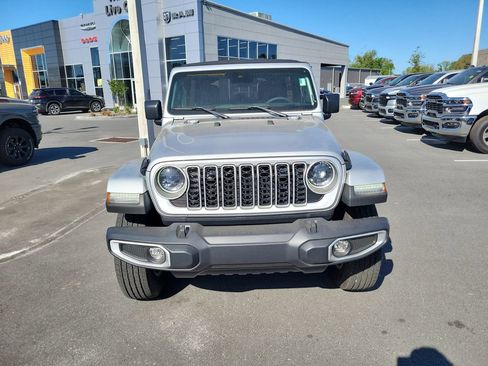Used 2024 Jeep Wrangler Unlimited Sahara AWD/4WD image 6
