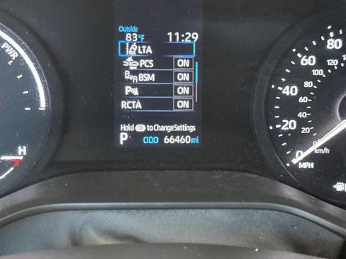 Certified 2024 Toyota Sienna XLE FWD image 27