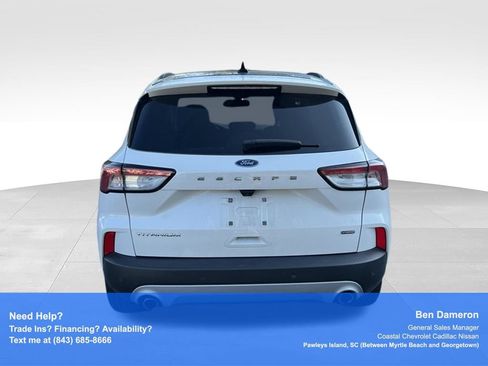 Used 2020 Ford Escape Titanium FWD image 7
