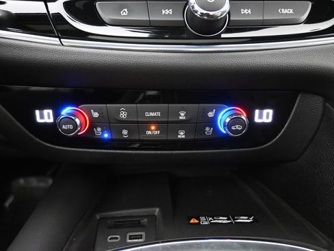 Used 2023 Buick Enclave Avenir w/ LPO, Floor Liner Package AWD/4WD image 34