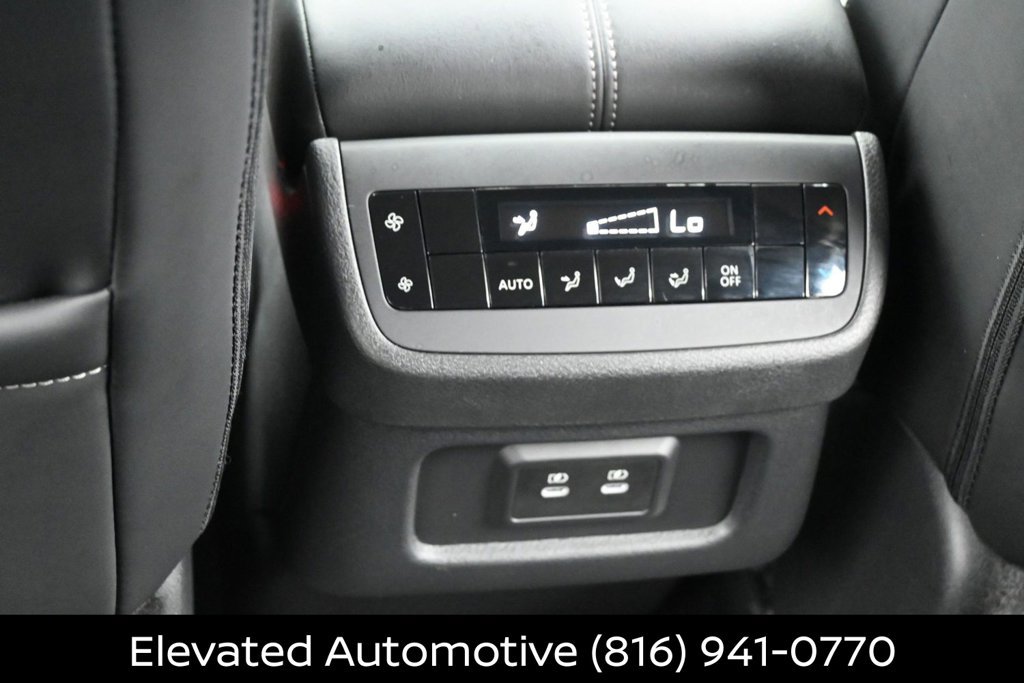 Certified 2026 Nissan Pathfinder SL AWD/4WD image 14