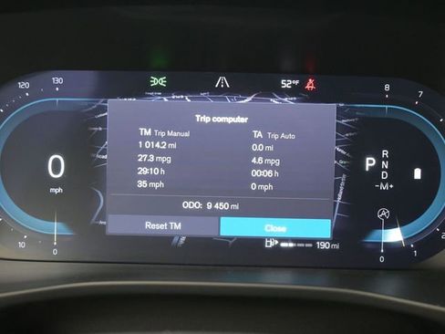 Used 2023 Volvo XC40 B5 Plus w/ Protection Package Premier image 26