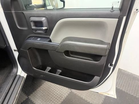 Used 2019 Chevrolet Silverado 2500 W/T AWD/4WD image 40