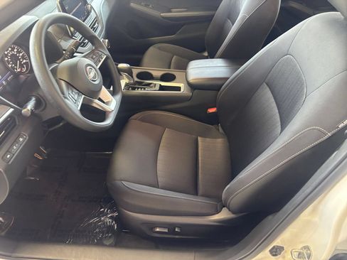 Used 2026 Nissan Altima 2.5 SV FWD image 27