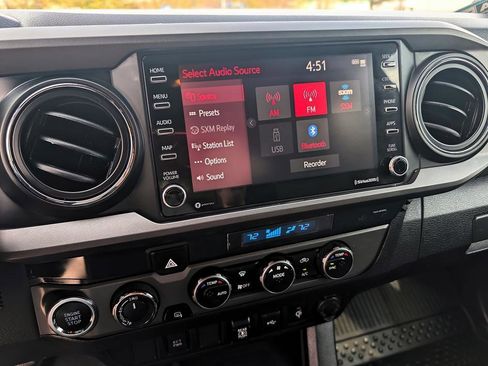 Used 2021 Toyota Tacoma TRD Off-Road image 25