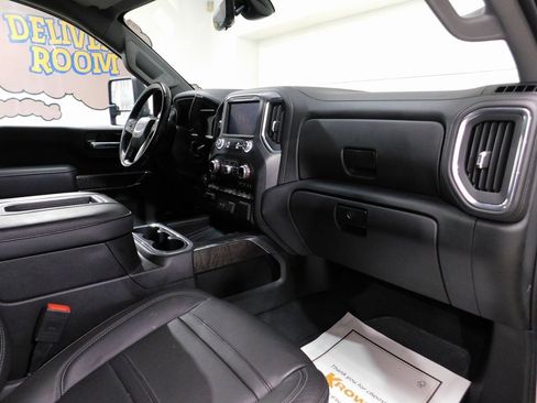 Used 2022 GMC Sierra 3500 Denali w/ Technology Package image 92