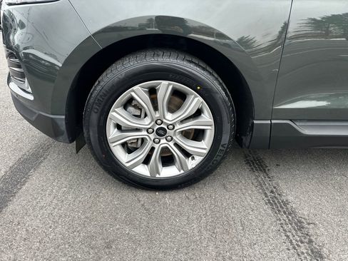 Used 2023 Ford Edge Titanium AWD/4WD image 13