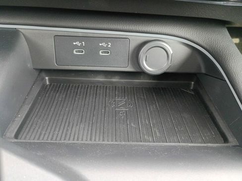 New 2026 Nissan Sentra SV w/ SV Convenience Package FWD image 16