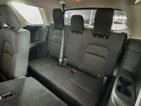 Used 2025 Nissan Pathfinder SV AWD/4WD image 28