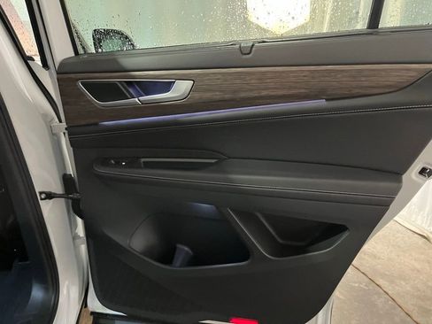 New 2026 Volkswagen Atlas SEL AWD/4WD image 23