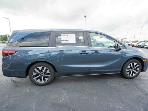 Used 2025 Honda Odyssey EX-L image 6
