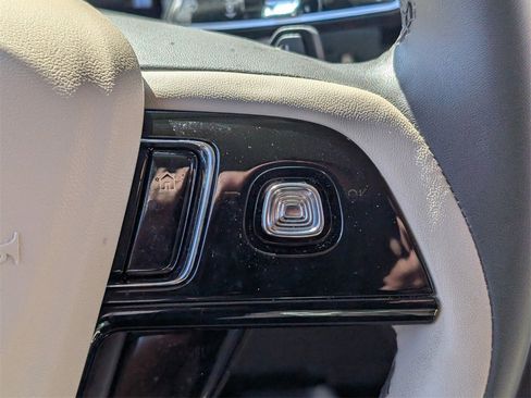 Used 2023 Lincoln Corsair FWD image 23