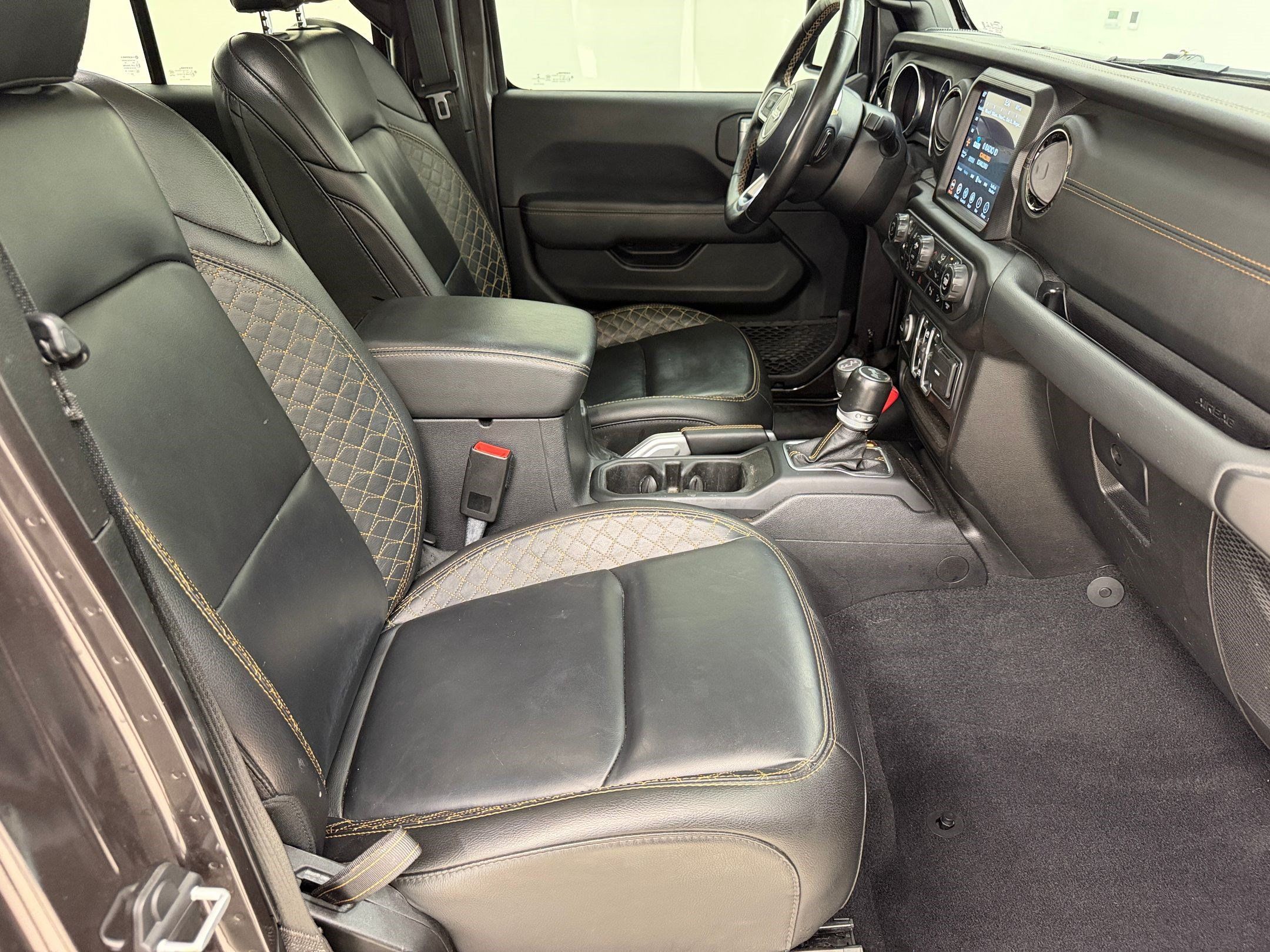 Used 2021 Jeep Wrangler Unlimited Sahara AWD/4WD image 24
