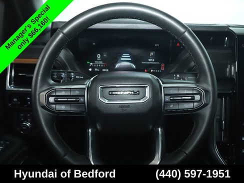 Used 2025 GMC Yukon Denali AWD/4WD image 25