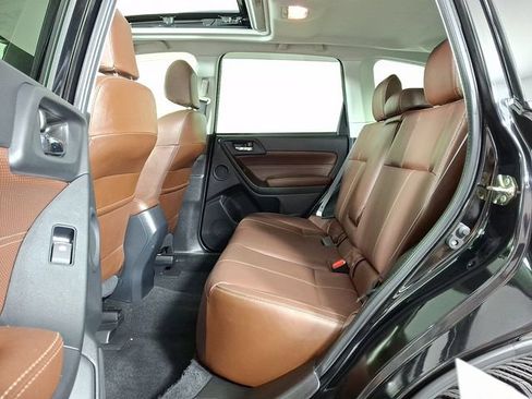 Used 2017 Subaru Forester 2.5i Touring AWD/4WD image 13