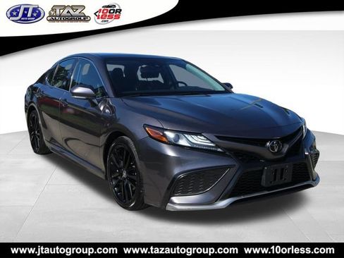 Used 2021 Toyota Camry XSE FWD image 1