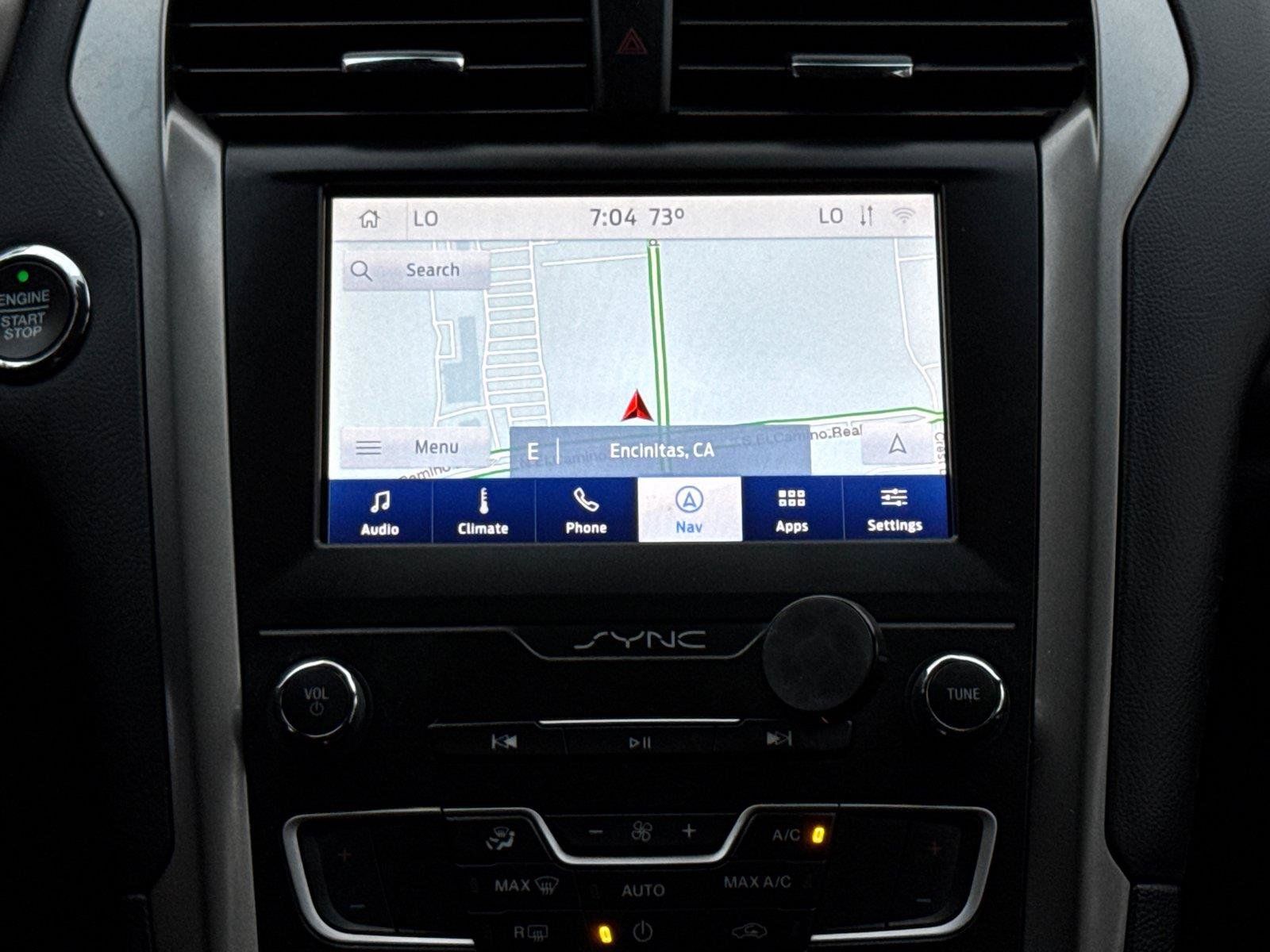 Used 2020 Ford Fusion SE FWD image 21