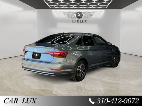 Used 2019 Volkswagen Jetta SEL w/ Cold Weather Package FWD image 5