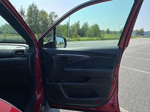 Used 2022 Honda Passport EX-L image 17