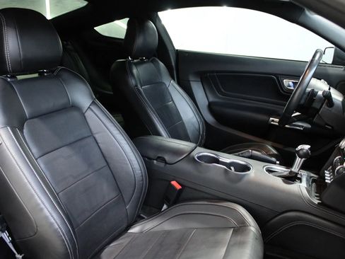 Used 2018 Ford Mustang GT Premium w/ Equipment Group 401A image 18