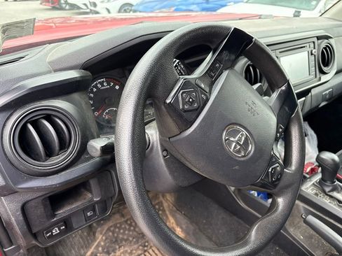 Used 2019 Toyota Tacoma SR AWD/4WD image 10