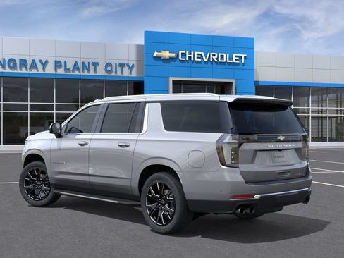 New 2025 Chevrolet Suburban Premier RWD image 3