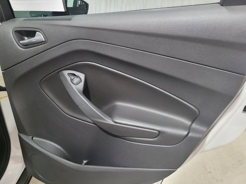 Used 2013 Ford Escape SE image 43