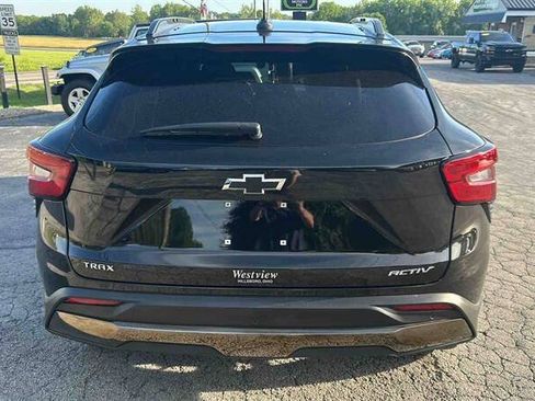 Used 2025 Chevrolet Trax ACTIV w/ Driver Confidence Package FWD image 9