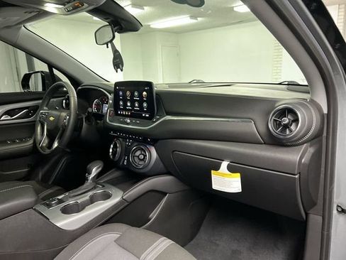 Certified 2024 Chevrolet Blazer LT w/ Driver Confidence Package AWD/4WD image 27