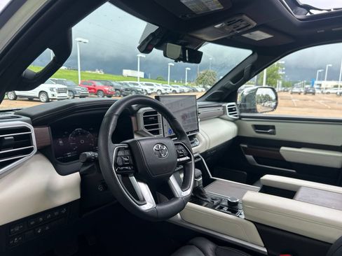 Used 2023 Toyota Sequoia Capstone AWD/4WD image 12