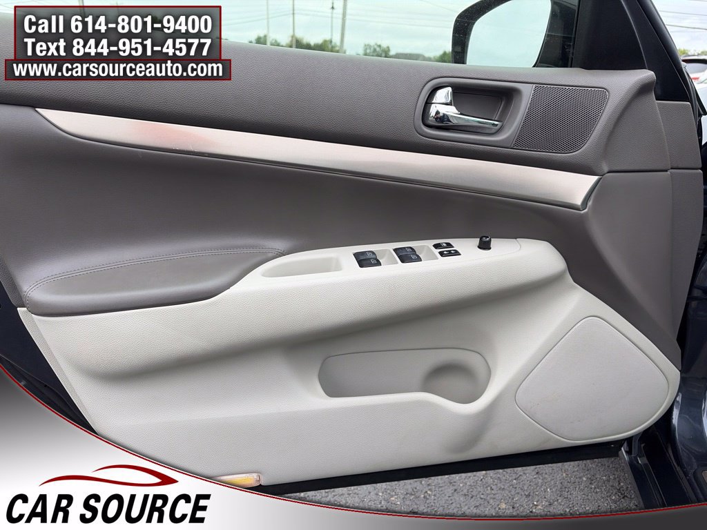 Used 2011 INFINITI G25 x w/ Moonroof Pkg AWD/4WD image 16
