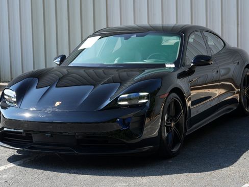 Used 2024 Porsche Taycan GTS w/ Premium Package (P6U) AWD/4WD image 54