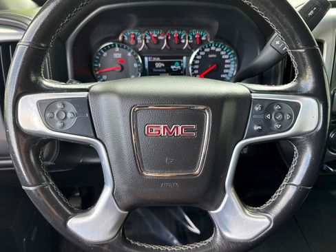Used 2018 GMC Sierra 1500 SLT w/ SLT Premium Package RWD image 17